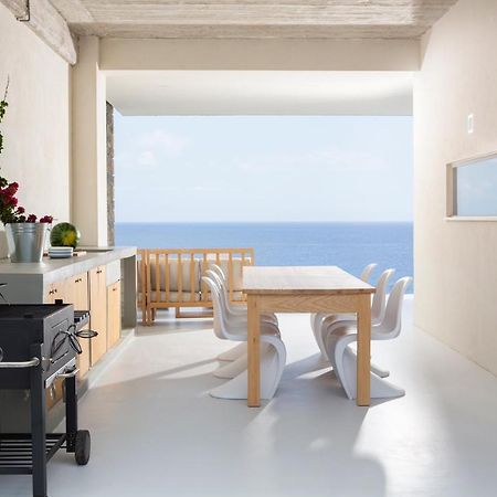 Kuro Beach House - Oceanfront Luxury & 25M Pool Achlia Eksteriør bilde