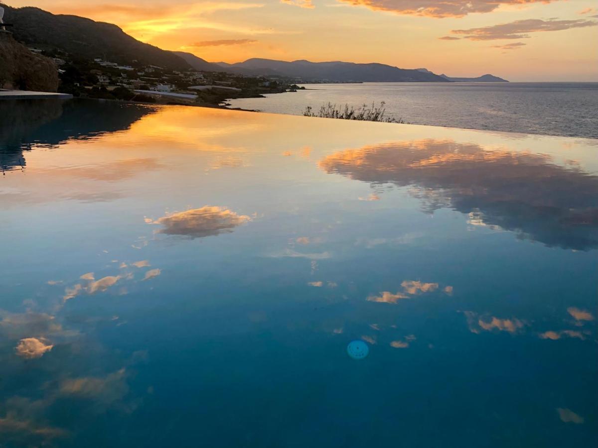 Kuro Beach House - Oceanfront Luxury & 25M Pool Achlia Eksteriør bilde