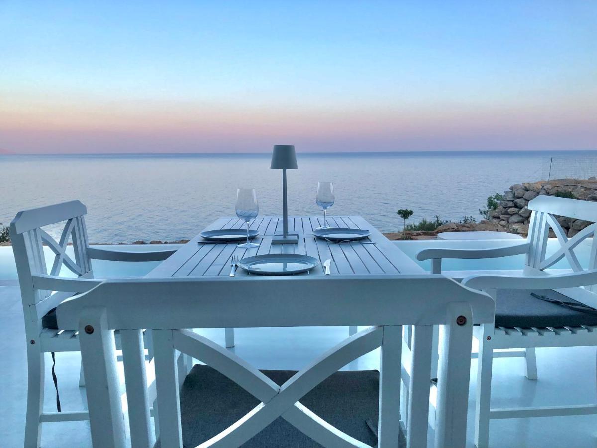 Kuro Beach House - Oceanfront Luxury & 25M Pool Achlia Eksteriør bilde