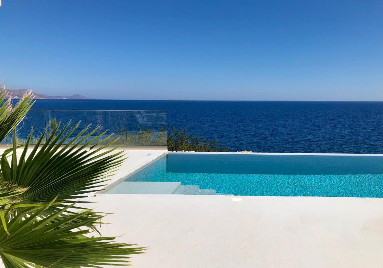 Kuro Beach House - Oceanfront Luxury & 25M Pool Achlia Eksteriør bilde